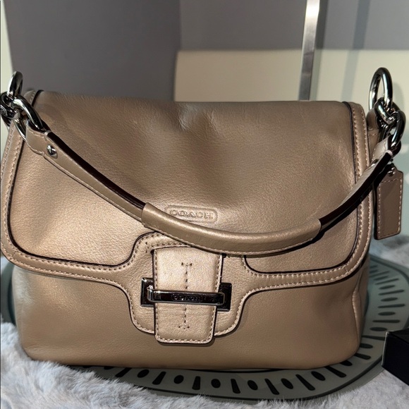 Coach Beige Leather Shoulder Bag - Picture 2 of 12